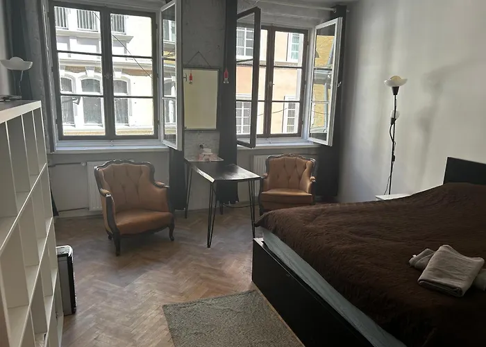 Private Wroniecka 6 - Parking Apartman Poznań