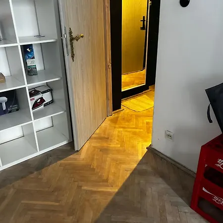 Private Wroniecka 6 - Parking Apartman Poznań