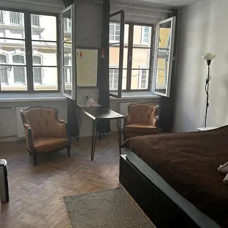 Private Wroniecka 6 - Parking Apartman Poznań