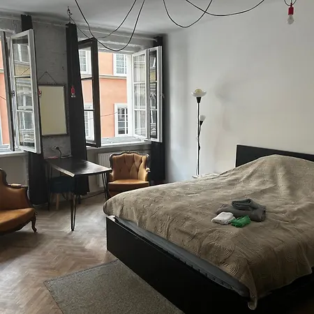 Apartment Private Wroniecka 6 - Parking