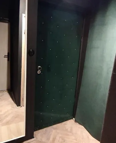 Private Wroniecka 6 - Parking Apartman Poznań