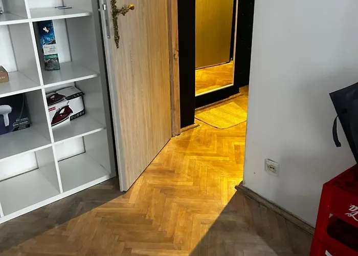 Private Wroniecka 6 - Parking Apartman Poznań